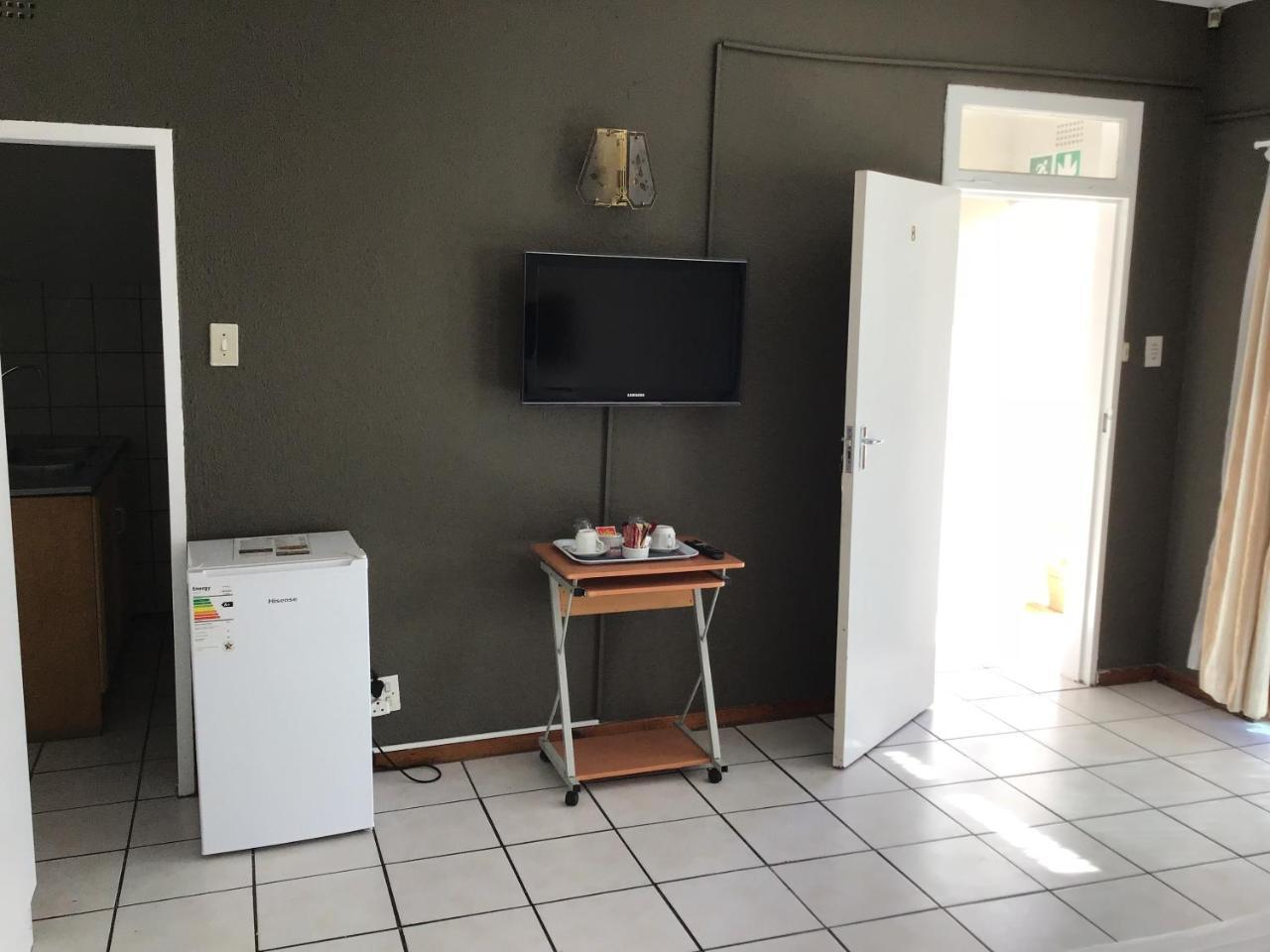 约翰内斯堡 马拉松小屋酒店 外观 照片